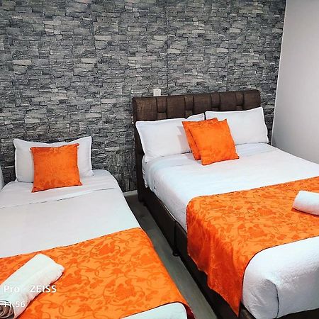 Hotel Kristal Ferial Bogota Bagian luar foto
