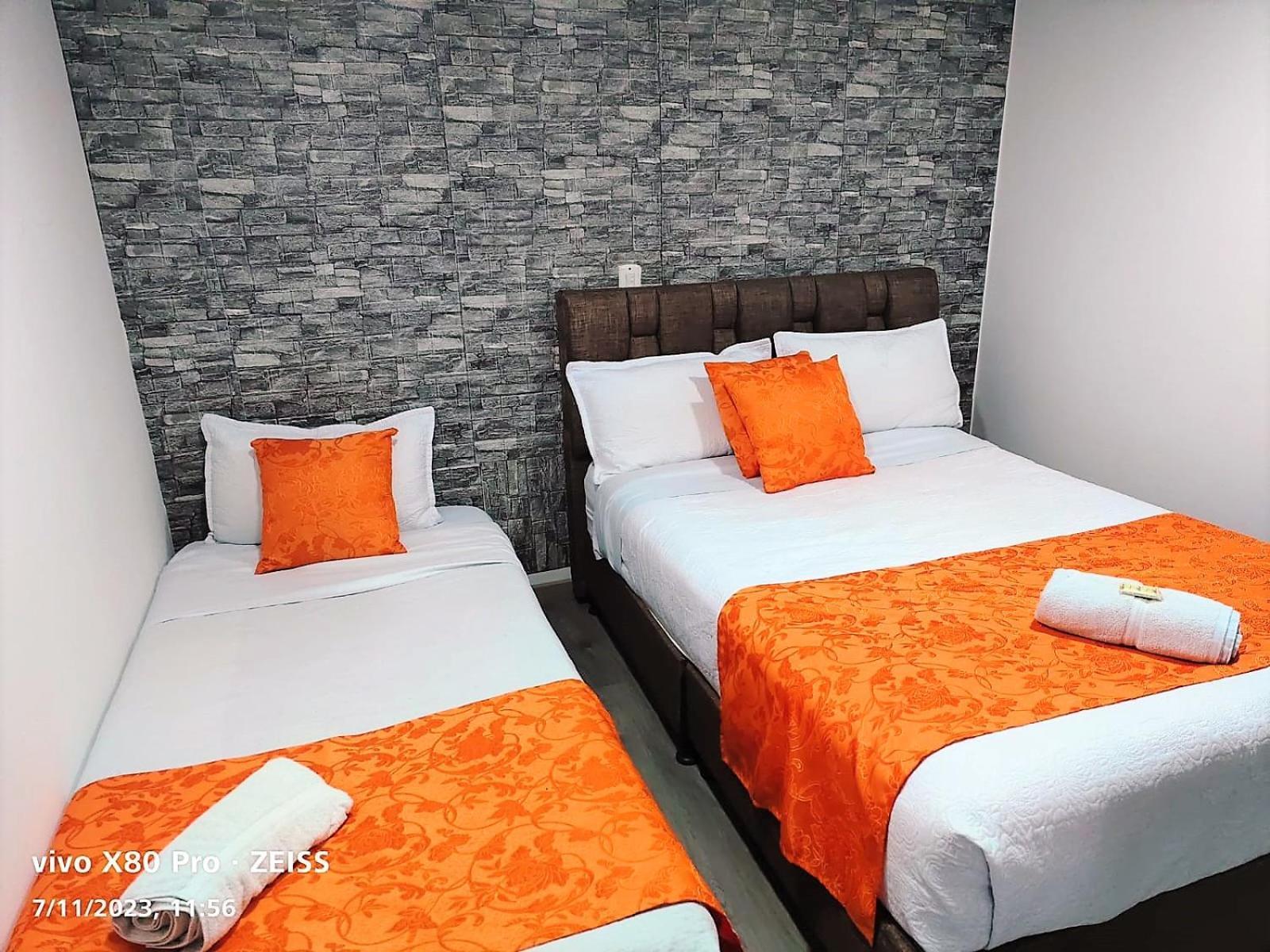 Hotel Kristal Ferial Bogota Bagian luar foto