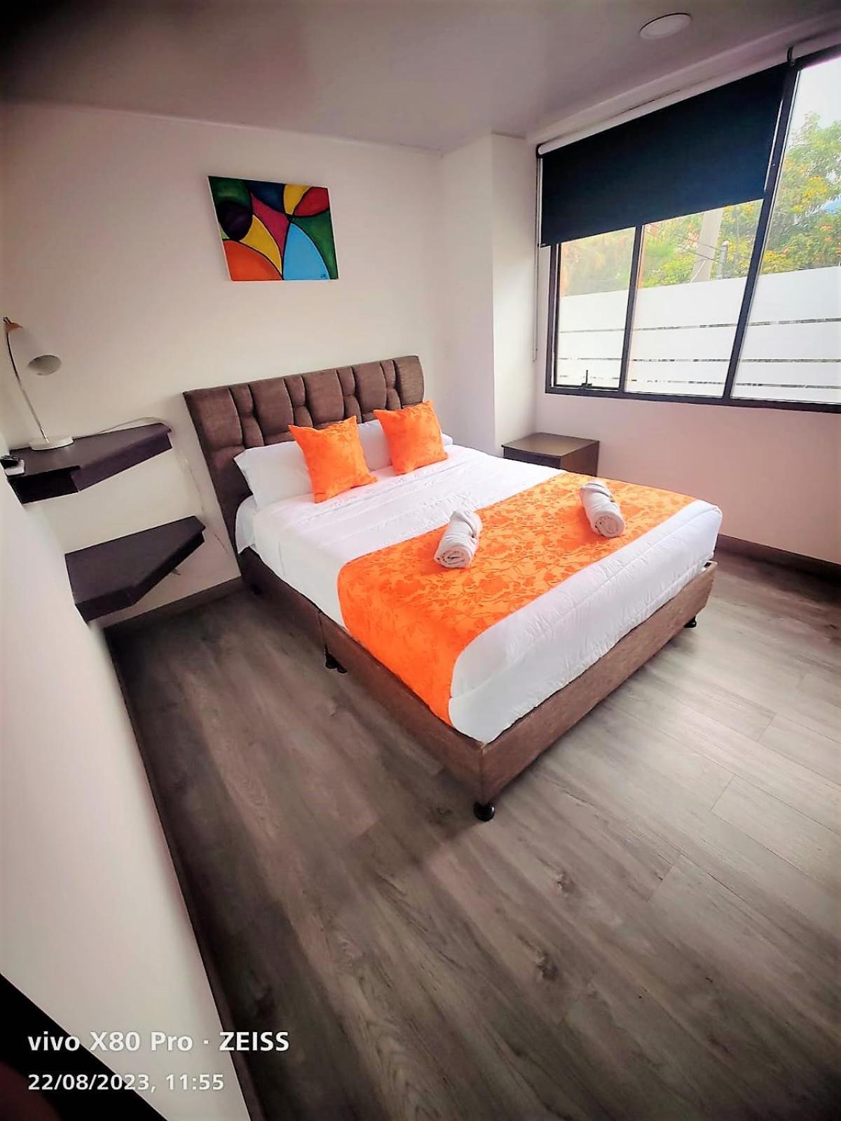 Hotel Kristal Ferial Bogota Bagian luar foto